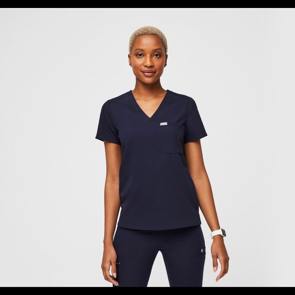 Figs Catarina One Pocket Scrub Top